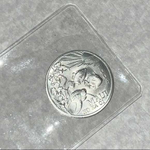 Maui Trade Dollar 2004 The Valley Isle - Picture 7 of 7